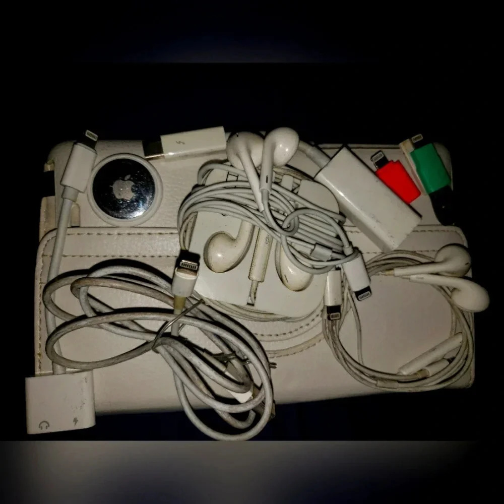 Ipod/iPhone accessories